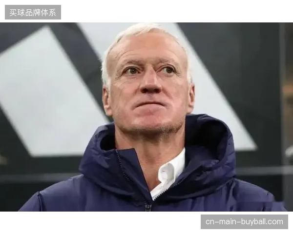 德尚确认卡马文加因俱乐部困难赛季落选，法国中场竞争激烈导致其无缘大名单
